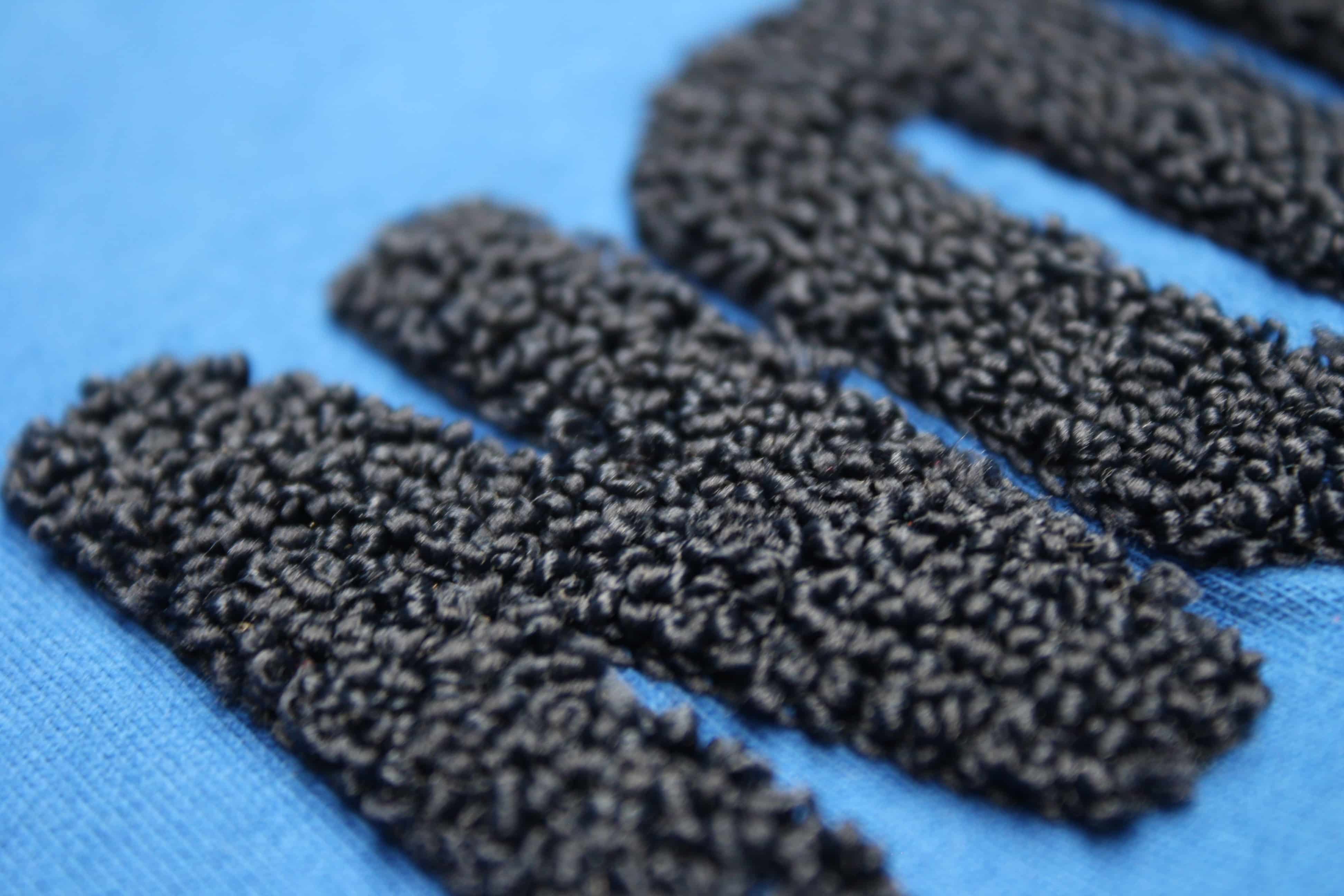 T-Shirt mit Frottee Applikation